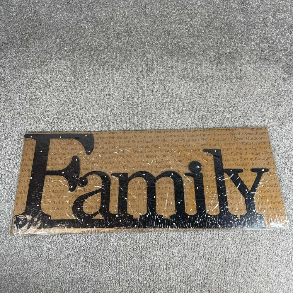 Family Wall Word Black Polka‎ Dot Metal Magnetic Base by Roeda